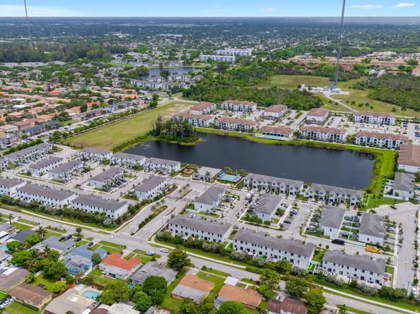 20350 NW 6th Pl 20350, Miami FL 33169