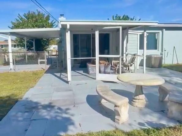1020 Cherry Rd, West Palm Beach FL 33409