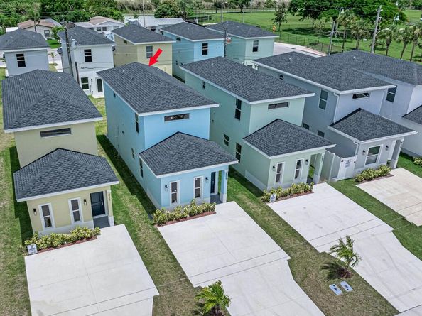 409 NW 12th Avenue, Boynton Beach FL 33435