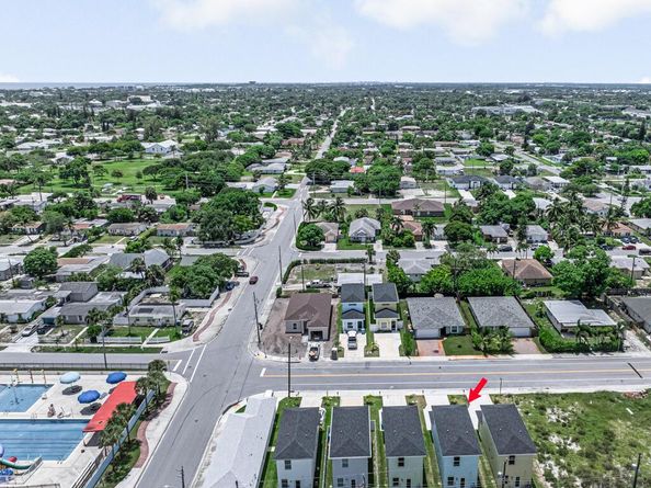 409 NW 12th Avenue, Boynton Beach FL 33435