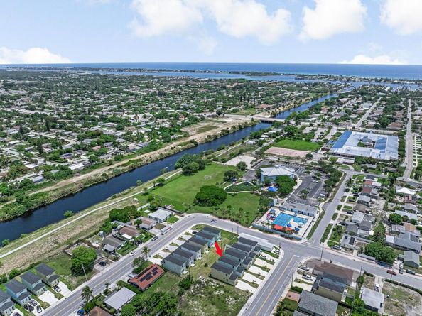 409 NW 12th Avenue, Boynton Beach FL 33435