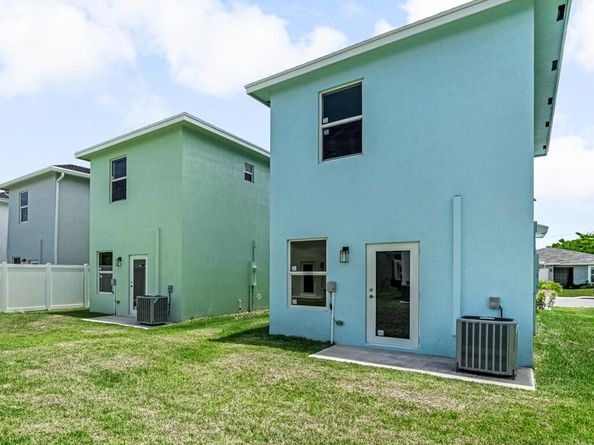 409 NW 12th Avenue, Boynton Beach FL 33435
