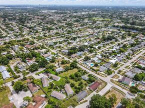 2653 Gulfstream Road, Palm Springs FL 33406