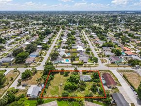 2653 Gulfstream Road, Palm Springs FL 33406