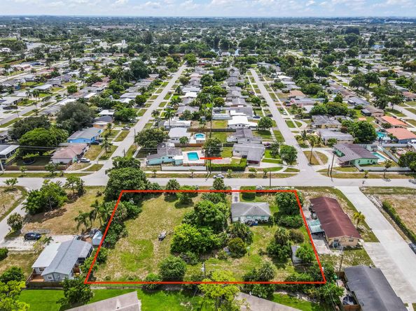 2653 Gulfstream Road, Palm Springs FL 33406
