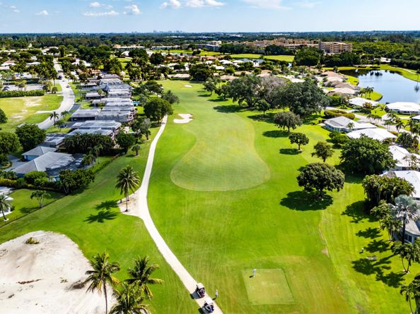 367 Villa Drive S, Atlantis FL 33462