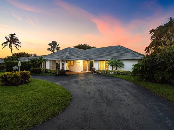 367 Villa Drive S, Atlantis FL 33462