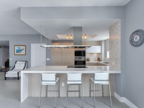 17111 Biscayne Blvd 1101, North Miami Beach FL 33160
