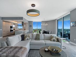 17111 Biscayne Blvd 1101, North Miami Beach FL 33160