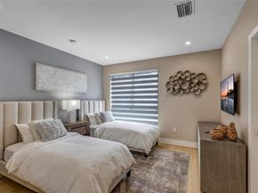 811 SW 10th Terrace, Fort Lauderdale FL 33315