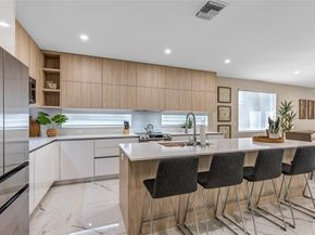 811 SW 10th Terrace, Fort Lauderdale FL 33315