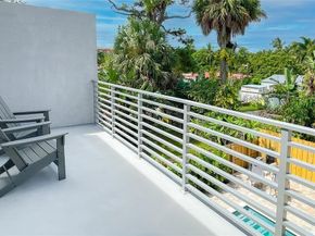811 SW 10th Terrace, Fort Lauderdale FL 33315