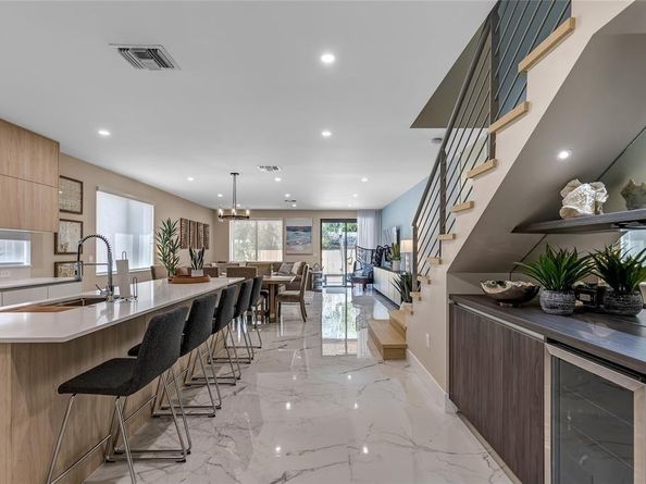 811 SW 10th Terrace, Fort Lauderdale FL 33315