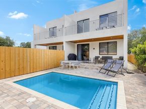 811 SW 10th Terrace, Fort Lauderdale FL 33315