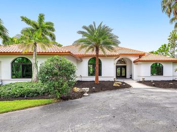 11516 Hawk Hollow