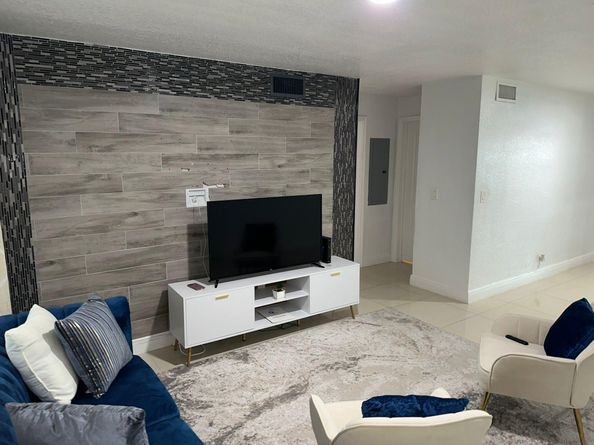150 NE 26th Court, Pompano Beach FL 33064