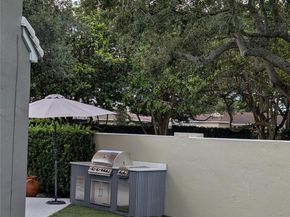 11567 N Open Ct, Hollywood FL 33026