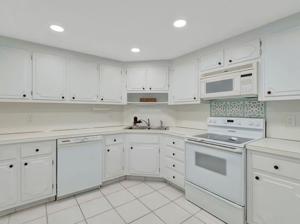 1000 Lowry Street 1f, Delray Beach FL 33483