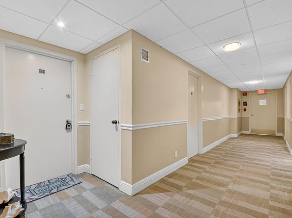 1000 Lowry Street 1f, Delray Beach FL 33483