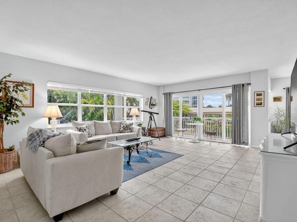 1000 Lowry Street 1f, Delray Beach FL 33483