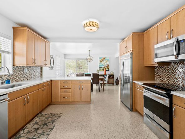 3321 NE 16th Ct, Fort Lauderdale FL 33305
