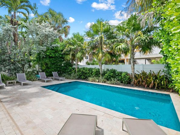3321 NE 16th Ct, Fort Lauderdale FL 33305