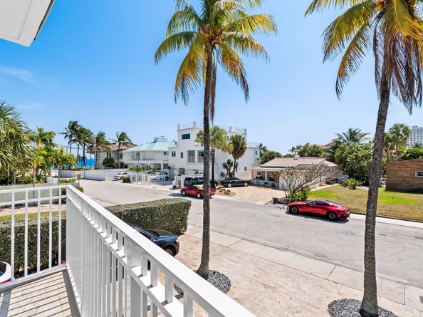 3321 NE 16th Ct, Fort Lauderdale FL 33305