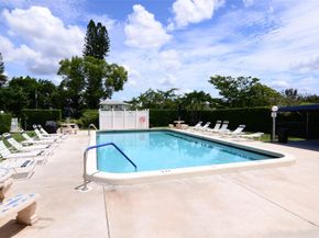 3575 Broken Woods Dr 502, Coral Springs FL 33065