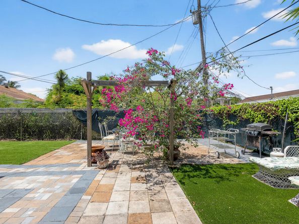 707 46th Street S, West Palm Beach FL 33407