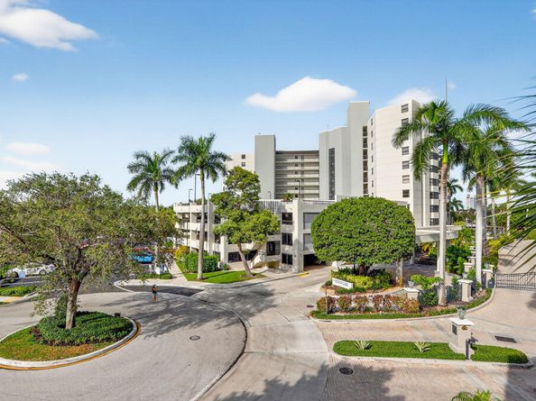 2870 NE 14th St Causeway 308c, Pompano Beach FL 33062