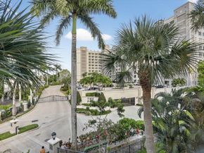2870 NE 14th St Causeway 308c, Pompano Beach FL 33062