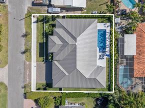 2724 NE 21st Court, Fort Lauderdale FL 33305