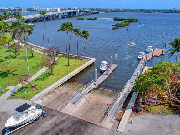 323 S E Street, Lake Worth Beach FL 33460
