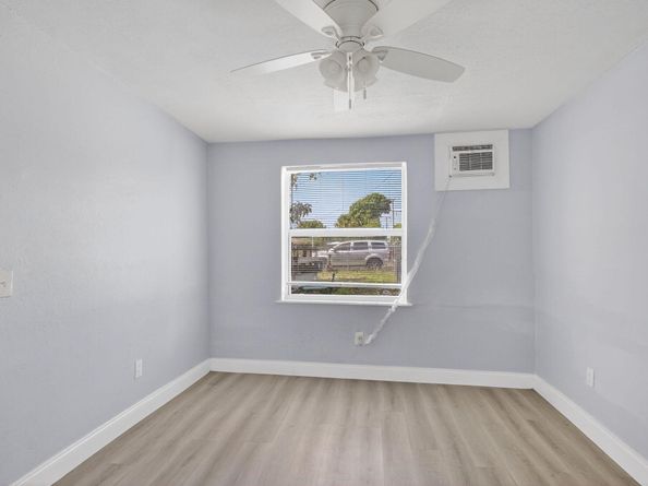 323 S E Street, Lake Worth Beach FL 33460