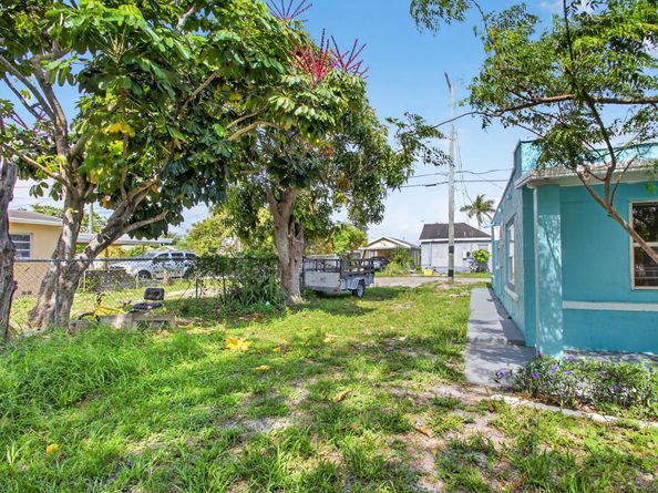 323 S E Street, Lake Worth Beach FL 33460
