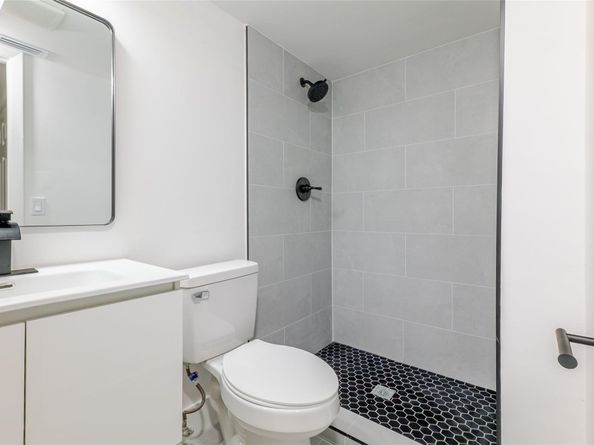 7579 NW 79th Ave 205, Tamarac FL 33321