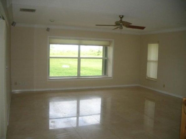 24 Dunbar Road, Palm Beach Gardens FL 33418