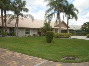 24 Dunbar Road, Palm Beach Gardens FL 33418