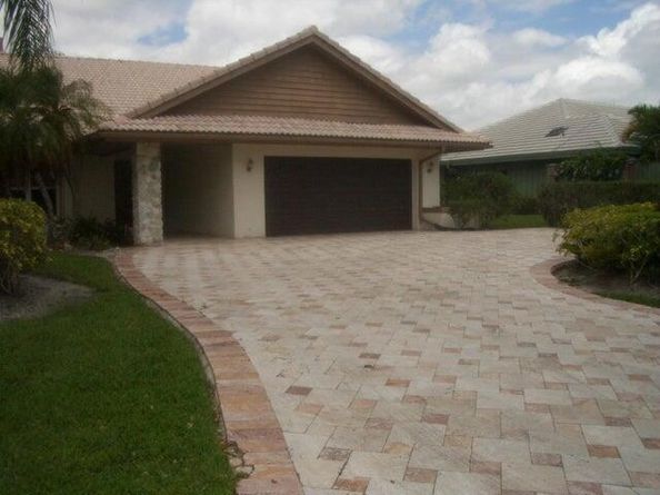 24 Dunbar Road, Palm Beach Gardens FL 33418