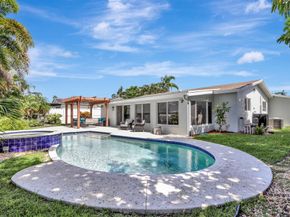 906 SE 10th St, Pompano Beach FL 33060