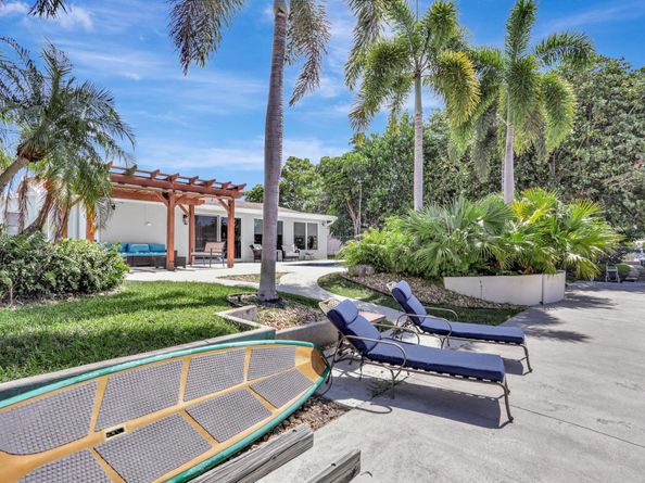 906 SE 10th St, Pompano Beach FL 33060