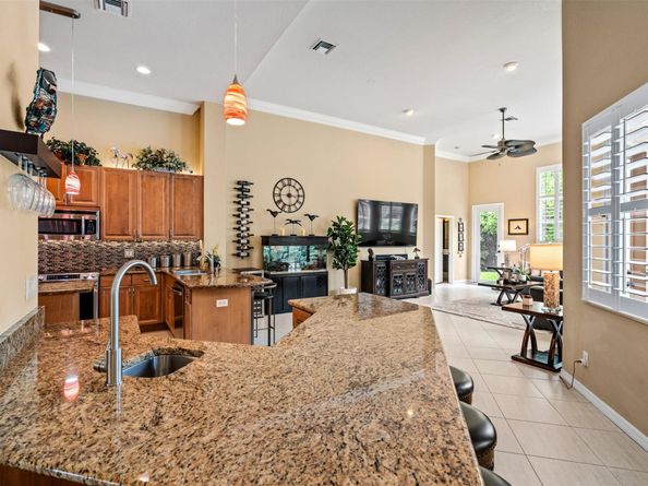 Undisclosed Address #FX-10509692, Davie FL 33328