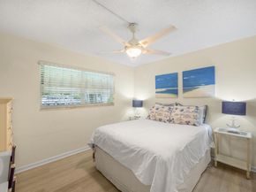 52 Yacht Club Drive 103, North Palm Beach FL 33408