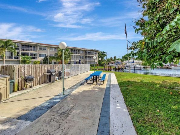 900 SW 12th Street 108, Fort Lauderdale FL 33315
