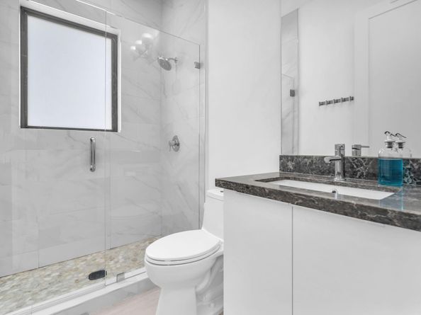 5827 Brookfield Cir W, Hollywood FL 33312