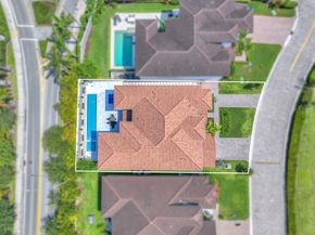 5827 Brookfield Cir W, Hollywood FL 33312