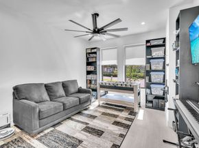 5827 Brookfield Cir W, Hollywood FL 33312
