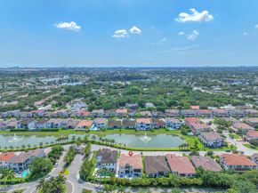 5827 Brookfield Cir W, Hollywood FL 33312