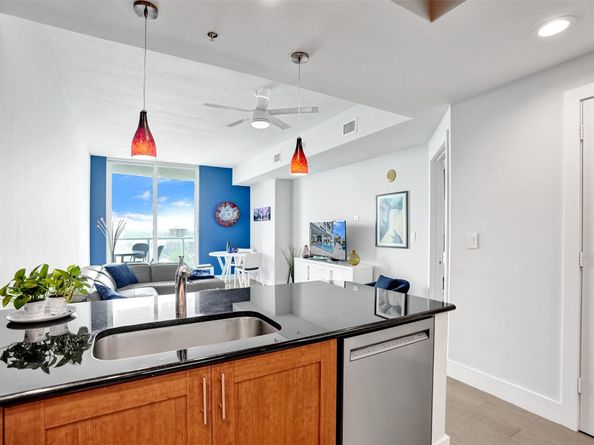 315 NE 3rd Ave 1209, Fort Lauderdale FL 33301