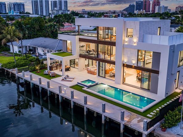 2849 NE 29th St, Fort Lauderdale FL 33306
